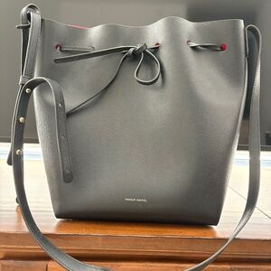 Mansur Gavriel Black/Flamma Bucket Bag
